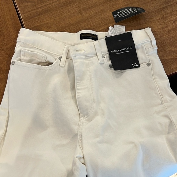 Banana Republic creamy white High Rise Flare 30L - Picture 1 of 1